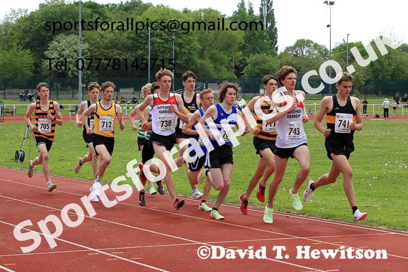 Men and Boys 1500 metres, 2022 North Eastern Track and Field Champs., Middlesbrough. David T. Hewitson/Sports for All Pics